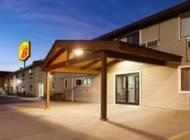 Super 8 by Wyndham Houghton