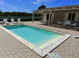 Hotel Photo: Janus Casa nel Verde - Relax Pool & Spa