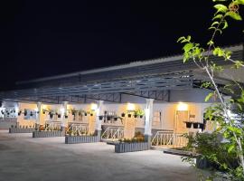 Fancy Carp Resort Hua-Hin, hotel u Hua Hinu