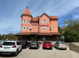 Motel restoran Sunce, ξενοδοχείο σε Sremska Kamenica