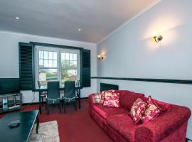 Hotel kuvat: Cosy & Central 2BD Apartment Milngavie, Glasgow