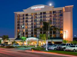 รูปภาพของโรงแรม: Courtyard by Marriott Los Angeles Pasadena/Monrovia