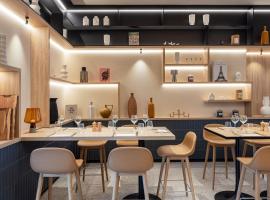 Courtyard by Marriott Paris Charles de Gaulle Central Airport, ξενοδοχείο στο Ρουασλι-αν-Φρανς