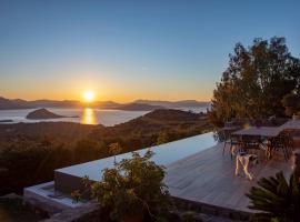 Hình ảnh khách sạn: The Boatyard Luxury Villa