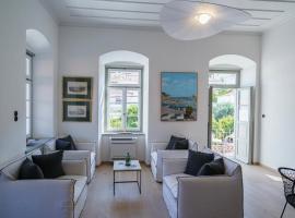 LIVIN Hydra Legacy Suite, hotel v destinaci Hydra