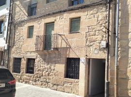 A picture of the hotel: Casa Dolare a 4 kilometros de Laguardia