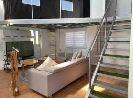 Hotel Foto: Centric Rustic Modern Downtown Executive Pad