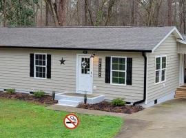 Фотография гостиницы: Walkable Waxhaw