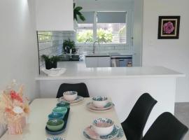 Hotel Photo: Centre Takapuna 2 Beds & Garage & Netflix