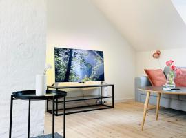 Foto di Hotel: Scandinavian Apartment Hotel - Lunden 1 - Central 3 bedroom apartment on two floors