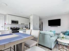 Sleek 1 Bedroom Apartment Plus Balcony 30 Mins to NYC, hôtel à New Rochelle