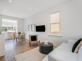 ホテル写真: Coogee Beach 2 Bedroom Apartment - CG226