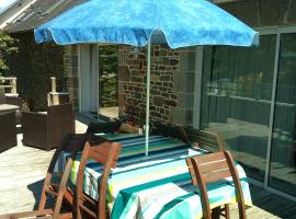 酒店照片: Appartement de 2 chambres avec jardin clos et wifi a Dragey Ronthon a 3 km de la plage