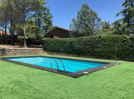 Hotel foto: Villa Rana, con amplio jardín, barbacoa y piscina