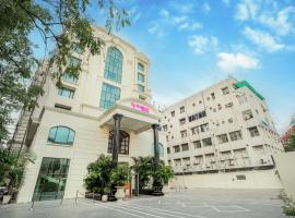 Hotel Foto: Regenta Central Lucknow by Royal Orchid Hotels Limited