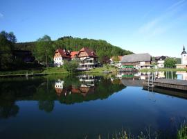 Seegasthof Breineder - Familien & Seminarhotel, hotel v destinaci Mönichwald