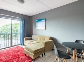 Hotel Photo: 2 bedroom apartment close to OR Tambo
