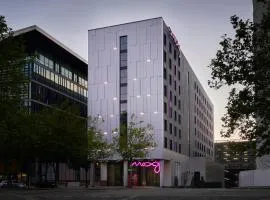 Moxy Milton Keynes, hotel in Milton Keynes