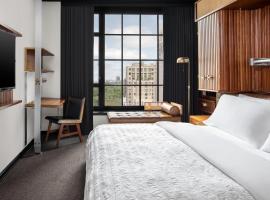 होटल की एक तस्वीर: Le Meridien New York, Central Park by Marriott