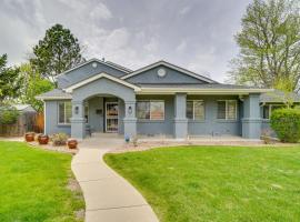 Хотел снимка: Dog-Friendly Denver Vacation Home with Gas Grill!