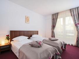 Hotel Domnitei, готель у місті Келіменешті