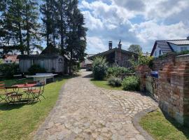 Am Rieck "Zirkuswagen", hotel in Zempin