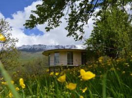 Foto di Hotel: Nature Rooms-Cozy Cabin in the Woods