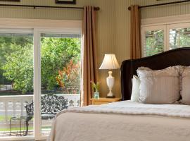 Hotel Photo: Inn at Woodhaven-In the Heart of the Bourbon Trail-Over 12 Distilleries Nearby