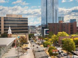 A picture of the hotel: Sheraton Inner Harbor Hotel