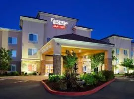Fairfield Inn & Suites Fresno Clovis, hotel i Clovis