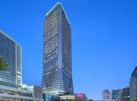 Crowne Plaza Guangzhou City Centre by IHG - Free shuttle between hotel and Exhibition Center during Canton Fair & Exhibitor registration Counter
