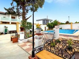 ホテル写真: Nice Home In El Ventorrillo With Outdoor Swimming Pool, Wifi And Private Swimming Pool