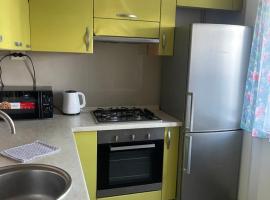 Квартира з видом на Дніпро、チェルカースィのホテル