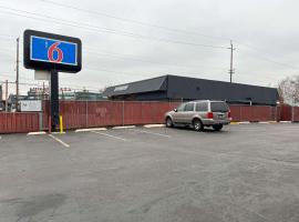 Fotos de Hotel: Motel 6 Portland OR Southeast