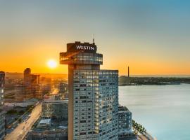 A picture of the hotel: The Westin Harbour Castle, Toronto