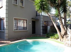 Hotel Photo: Entire Self catering Home in Springs
