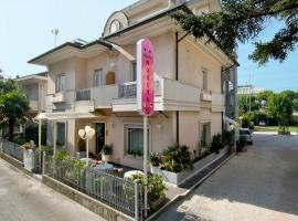 Hotel Morena Riccione Centrale – hotel w mieście Riccione