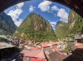 Foto di Hotel: ECO ART Best view Machu Picchu