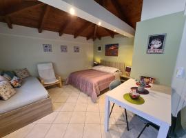 Hotel Photo: Semelia's Guest house