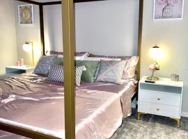 Hotel fotografie: Dreamy Pink Resort Style Oasis in Channelside