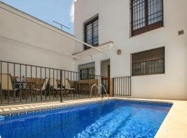 ホテル写真: 4 Bedroom Nice Home In Villarrubia