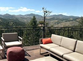 Hotel Photo: Amazing Views in Modern Mountain Getaway- close to Denver, Colorado