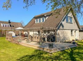 Gorgeous Home In Ystad With Wifi, hotel v destinaci Ystad