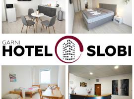 Hotel Slobi, hotel ve Štúrově