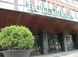 Hotel Plaza, hótel í Taranto