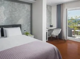 Hotel Tomi