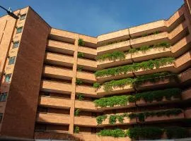 Portal del Rodeo ApartaHotel - Arkadia Mall