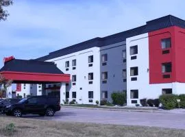 Ramada by Wyndham Bolingbrook, מלון בבולינגברוק