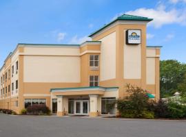 Fotos de Hotel: Days Inn & Suites by Wyndham Albany