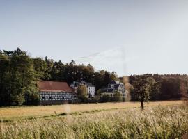 Gambaran Hotel: Hofgut Schmitte